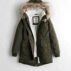 Hollister coat